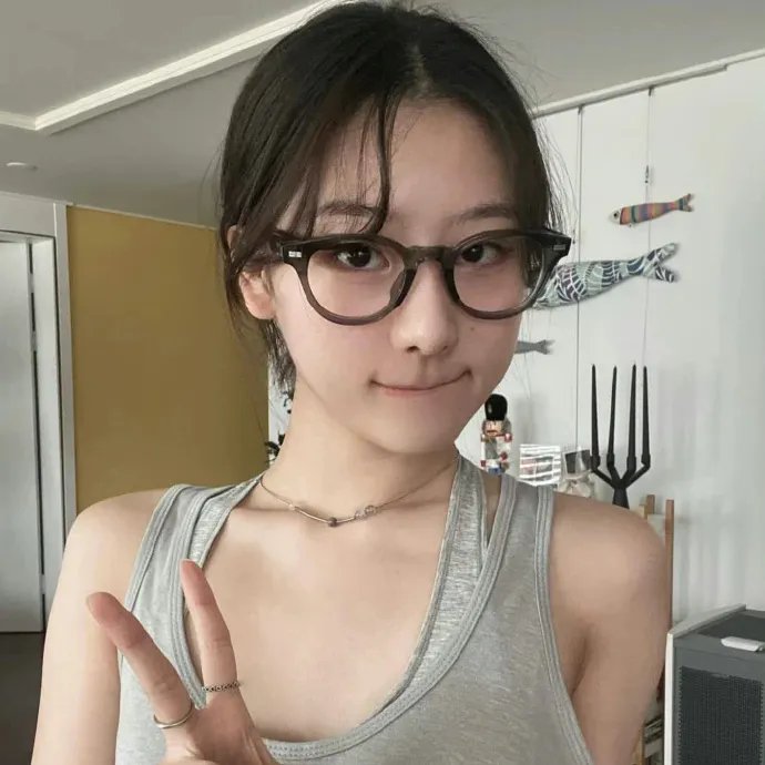 438天